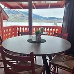 Kvamshaugen Lodge *